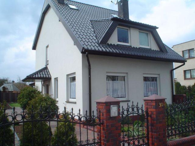 10 Bed And Breakfast Poznan Exterior photo
